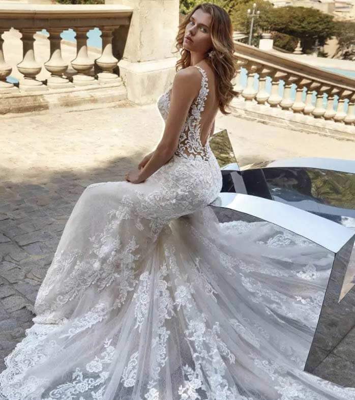 barn wedding dresses